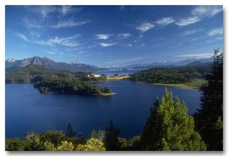 Presentan libro del Parque Nacional Nahuel Huapi